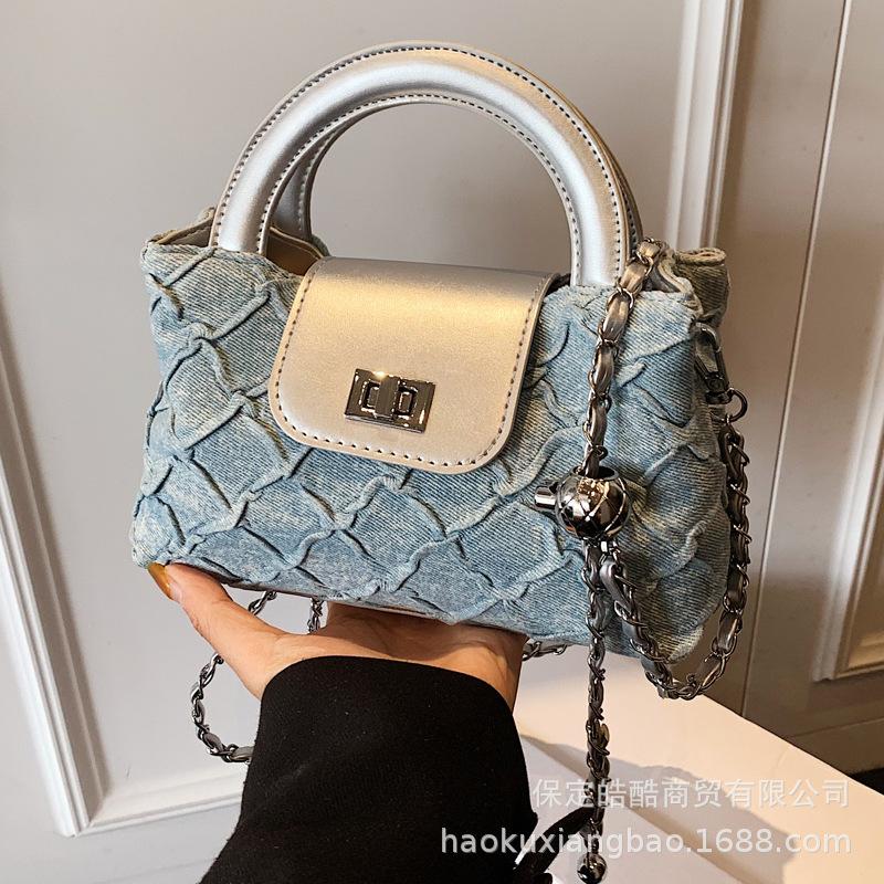 Denim Bag Women's Summer 2025 New Fashion Niche Design Messenger Bag Korean Version of High-end Foreign Gas Bucket Bag