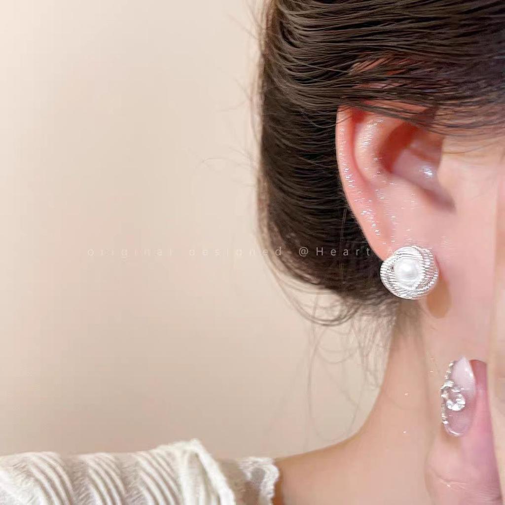 S925 Silver Needle French Small Fragrant Wind Wrapped Pearl Stud Earrings Light Luxury Niche Earrings Earrings