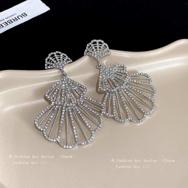 Silver Needle Diamond Fan Skirt Earrings European and American Fashion Temperament Earrings Niche Exaggerated Design Earrings Women