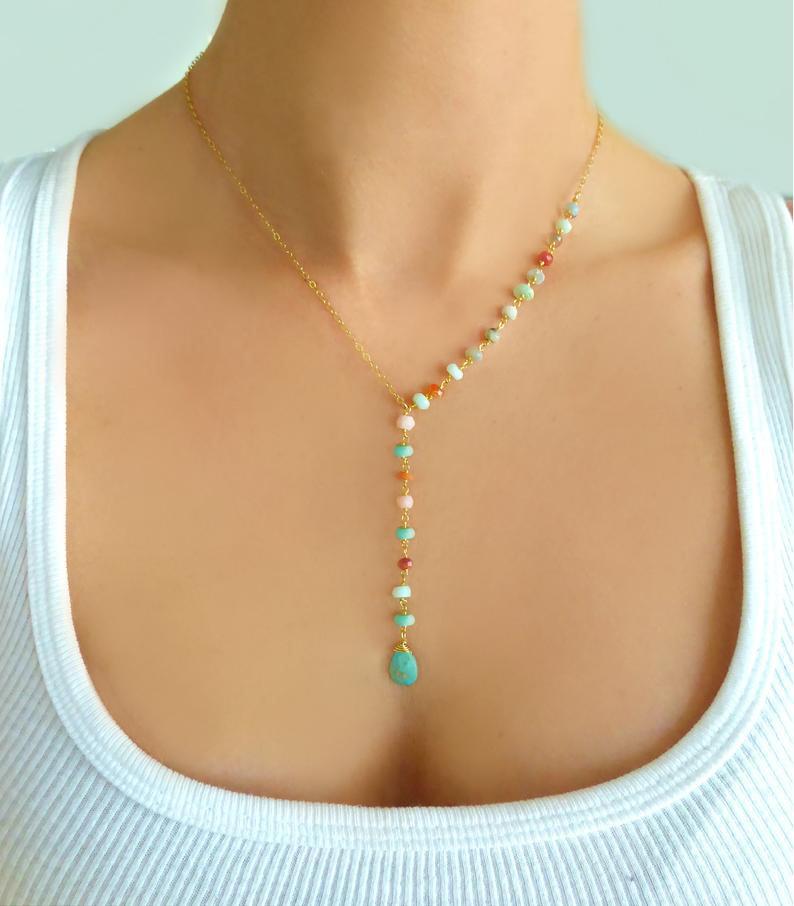 

Accessories, turquoise pendants, colored rice bead chain necklaces, new temperament fashion items золотой