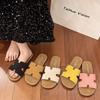 Flat-bottomed Slippers Women's Outer Wear 2025 Summer New Stepping On Shit Soft Bottom Retro Beach Beautiful One-word Small Cool Slippers