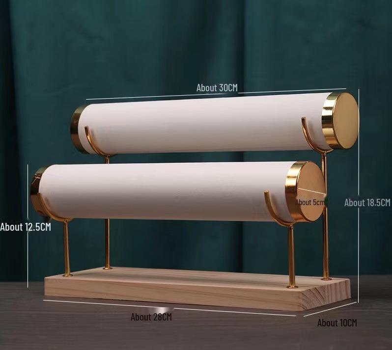 

Подставка для демонстрации ювелирных изделий из цельного дерева и бархата, а также стеллаж для хранения браслетов и часов