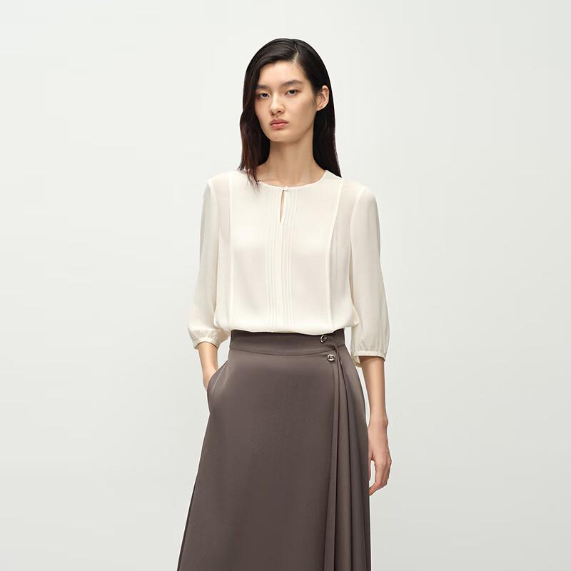 OVVOVV Women s 22MM Crepe Round Neck Blouse L