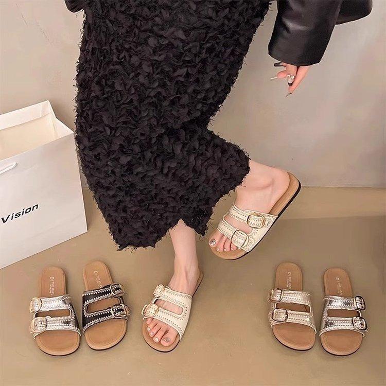 Soft baseplate~ Boken slippers women's summer wear 2025 new seaside vacation pregnant women flat bottom Internet celebrity one word sandals