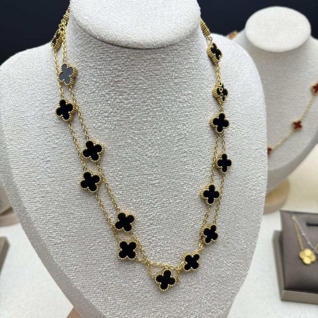 New Arrival Four-leaf Clover 20 Flower Necklace Women's Sweater Chain Fashionelegantcasual Necklace