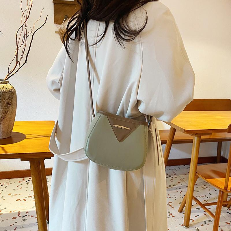Stylish Bucket Bag For Women Trendy Autumn Fashion With Soft Pu Material And Unique Design
