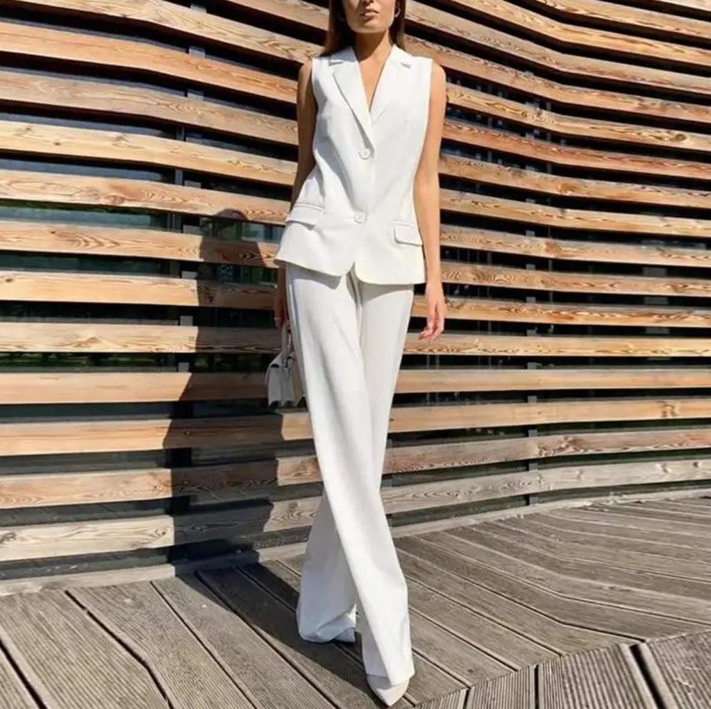 In Stock: 2025 European & American Fashion Suit - Lapel Vest & Wide-Leg Pants Casual Set