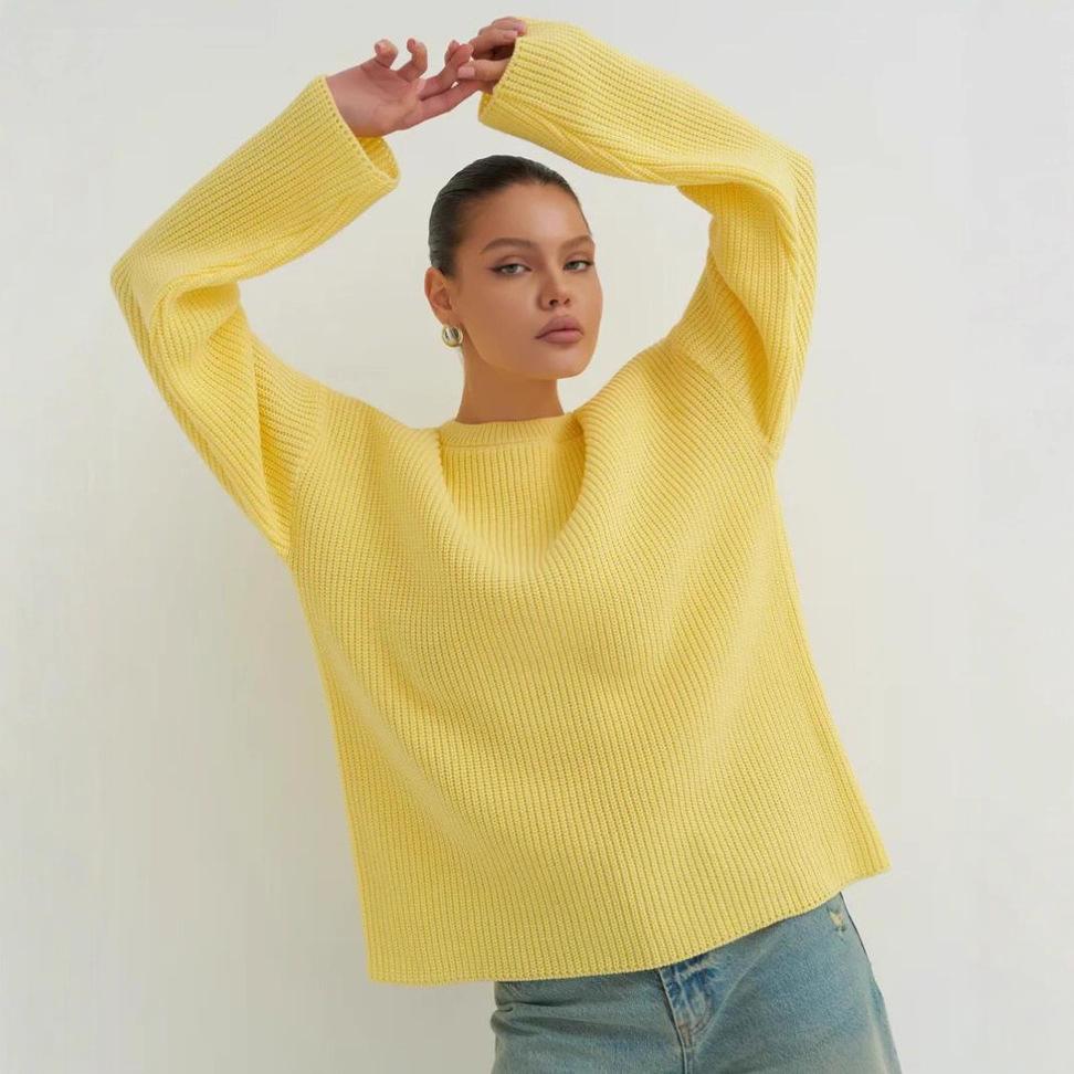 2025 European American Plus Size Grey Knit Sweater - Solid Color, Round Neck Loose Fit for Autumn/Winter