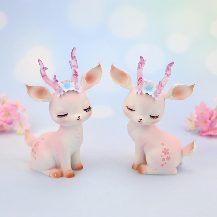 Nordic Cute Deer Car & Room Ornaments: Girly Heart Dashboard & Bedroom Decor.
