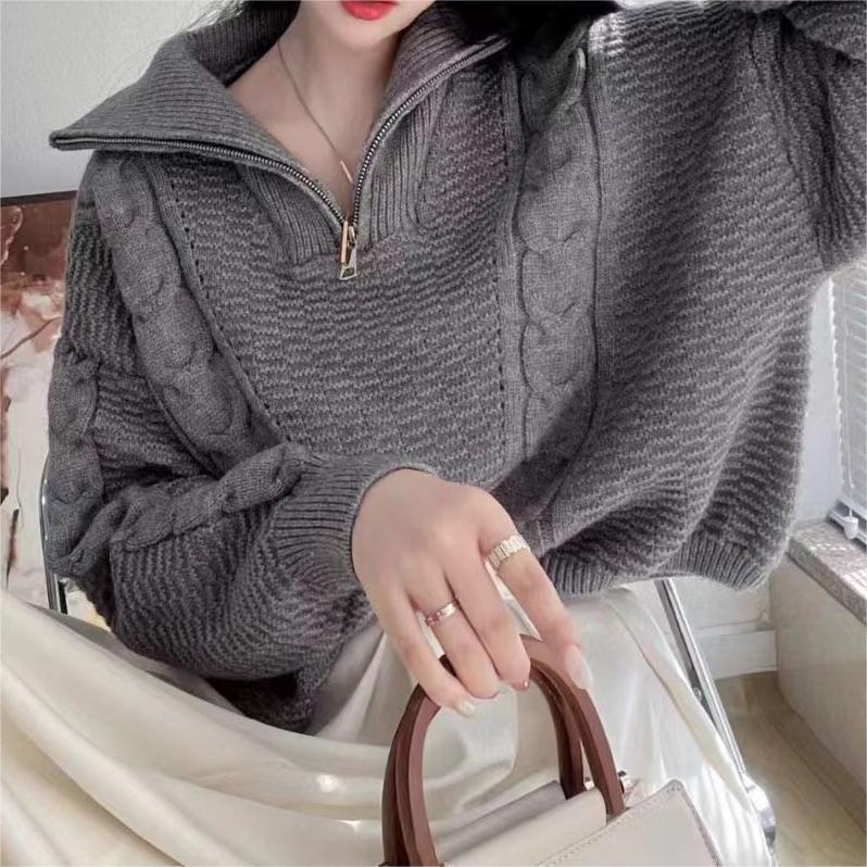 2025 New Women's Loose Japanese Style Half-Zip Cable Knit Turtleneck Sweater for Autumn and Winter