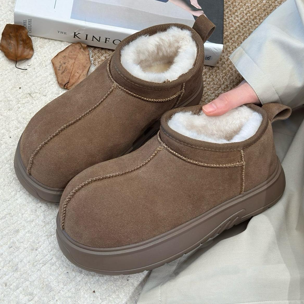 

Thick-soled snow boots women s 2025 new winter velvet warm ugly cute big-headed cotton shoes versatile short boots 40