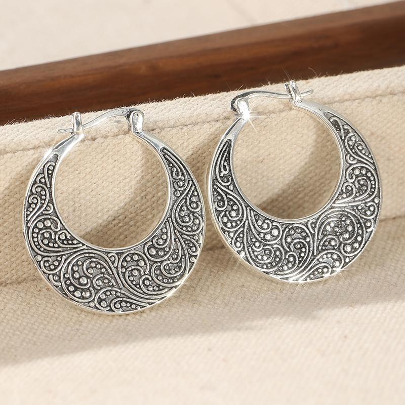 Ethnic Style Vintage Carving Silvery Plated Circle Hoop Earrings For Women Daily Vocation Fashion Metal Earrings Jewelry