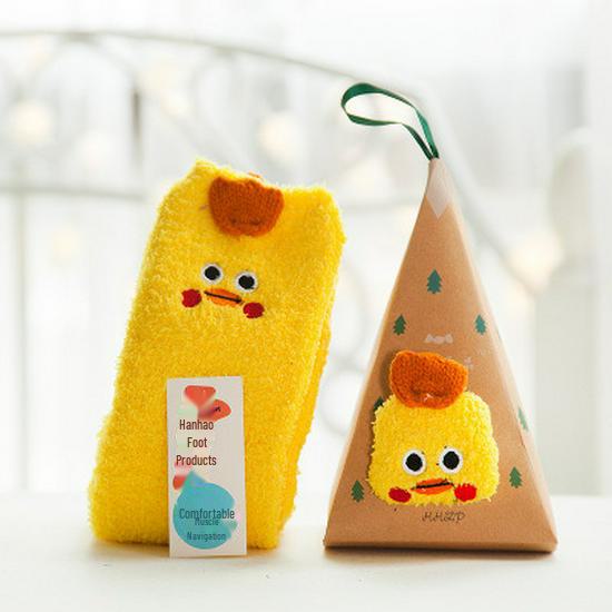 

Уютные рождественские носки из кораллового флиса: Плотный, 3D-мультяшный вышитый флис, полуторослойный, идеально подходит для дома Adult version жёлтый