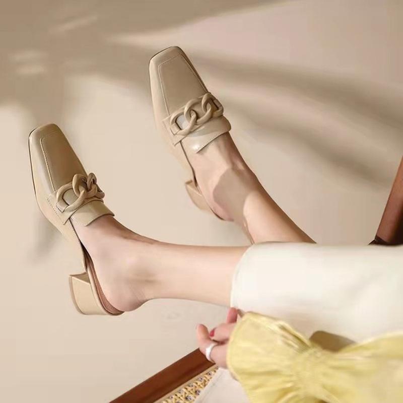 Square head bag head slippers women's summer wear 2025 new retro temperament French thick heel square and lazy half drag women