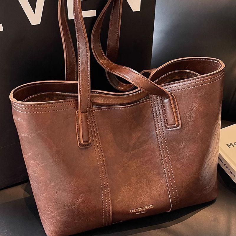 Casual contrasting color large-capacity bag, summer new shoulder bag, advanced texture commuting, foreign style tote bag