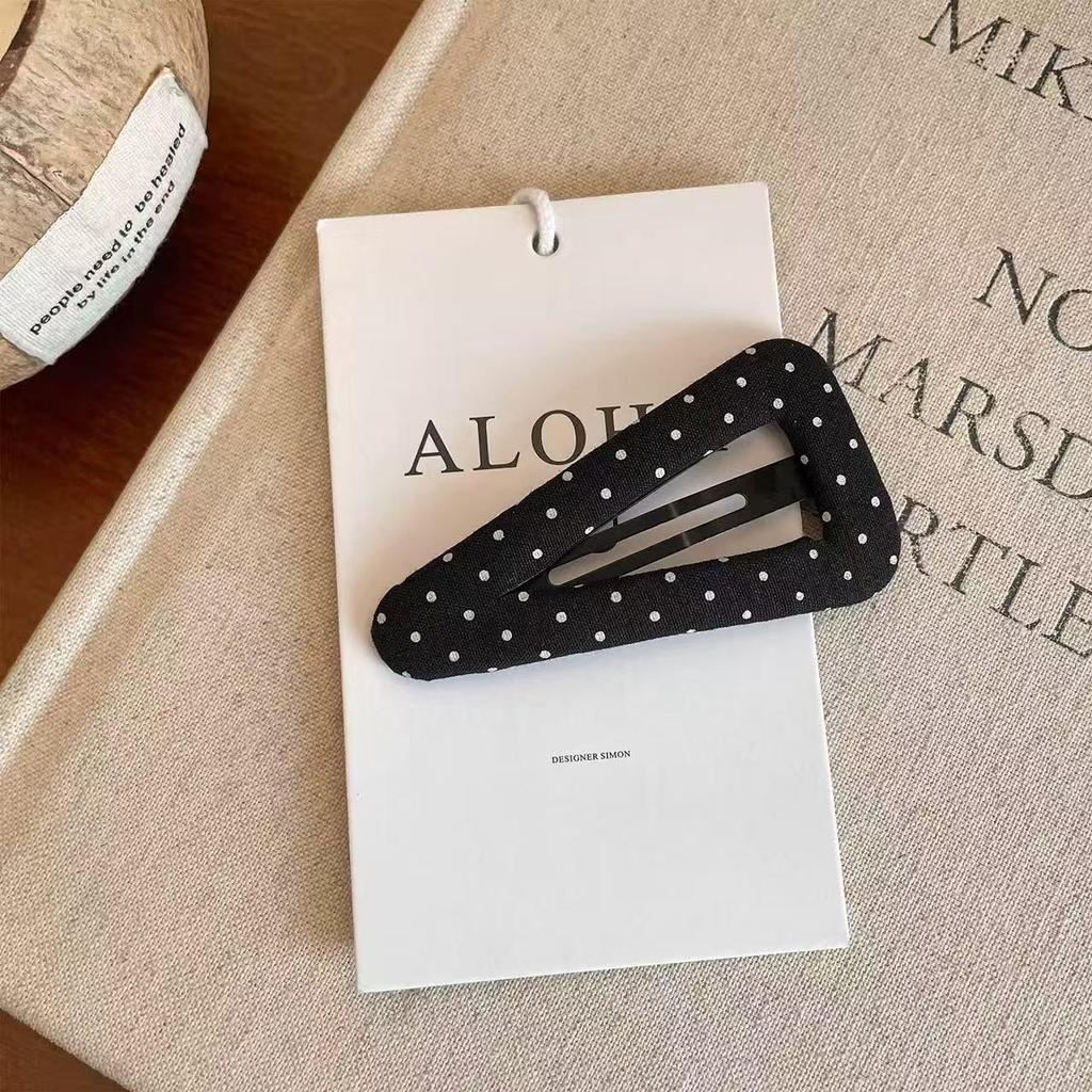 6pcs Fashion Fabric Polka Dot Triangle Hair Clip for Girls Barrettes Sweet Bangs Clips Hairpin Headwear Women Hair Accessories