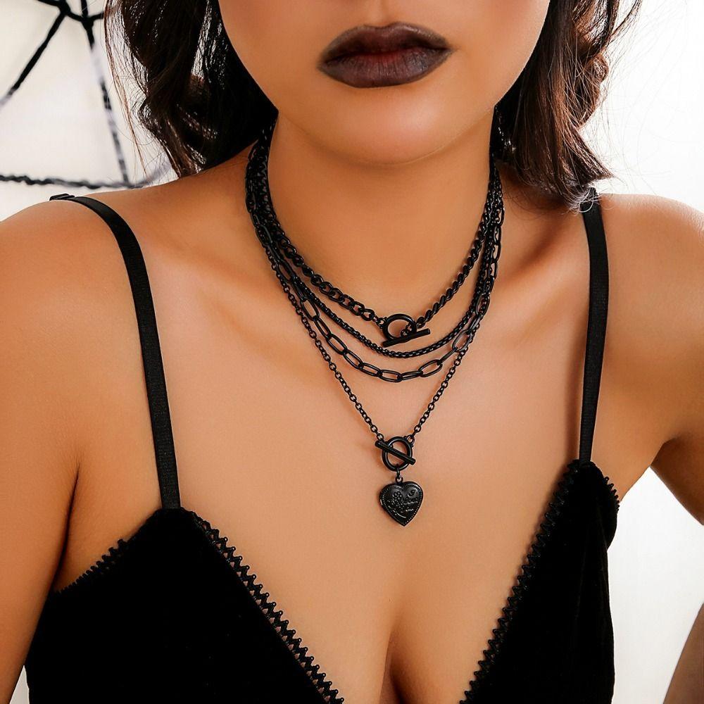 

Multilayer Pendant Necklace Set Gothic Dark Hot Cool Neckchain Set Fashion 4 Layer Necklaces Women black-2