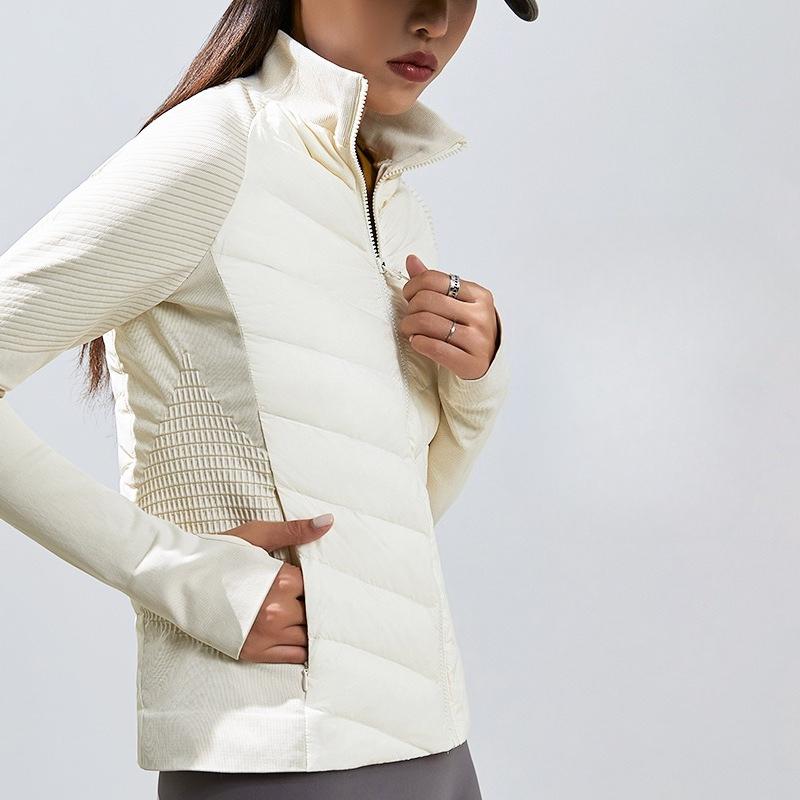 Women's Lightweight Seamless Splicing White Goose Down Jacket Slim Fit Thermal Sports Coat For Running Fitness Yoga