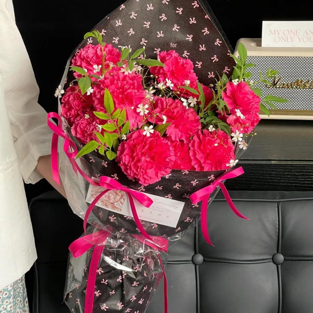 Taze Çiçek Buketi Ambalajı İçin 38g Kalın Baskılı Fiyonk Doku Kağıdı Paketi