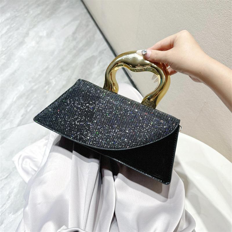 Tasche Damentasche Frühling und Sommer neu 2025 Europäische und amerikanische Mode Nische Handtasche Tasche Klappentyp Schulter Messenger kleine quadratische Tasche