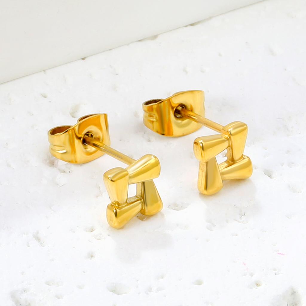Small Minimalist Hollow Earrings For Healing Piercings Light Luxury Elegant And Delicate Ear Jewelry