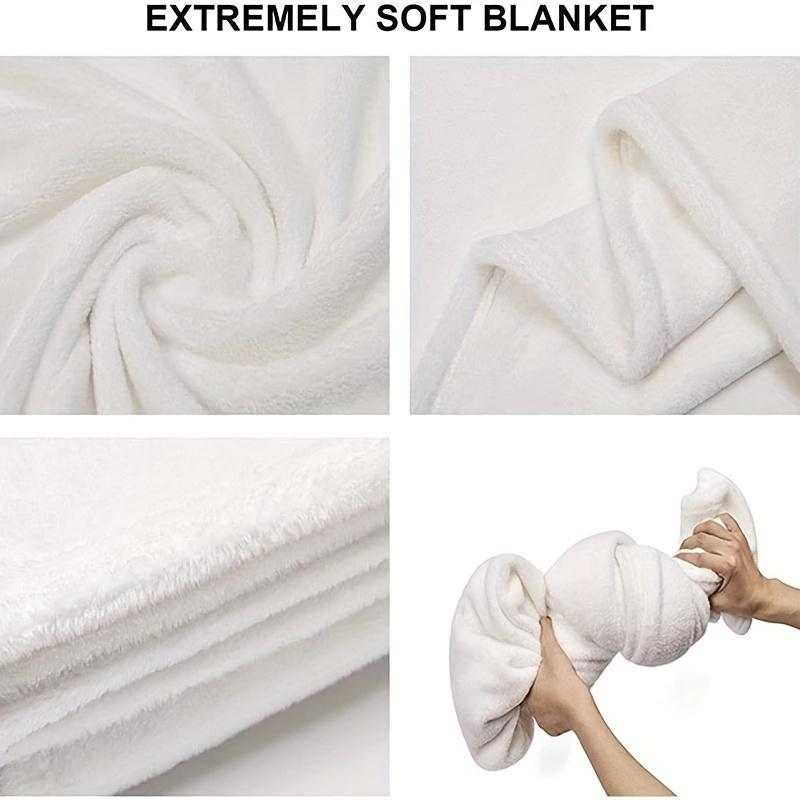 Design Pattern of a Husky Puppy Flannel Printed Blanket Suitable for All Seasons Suitable for Living Room Office Sofa and Travel