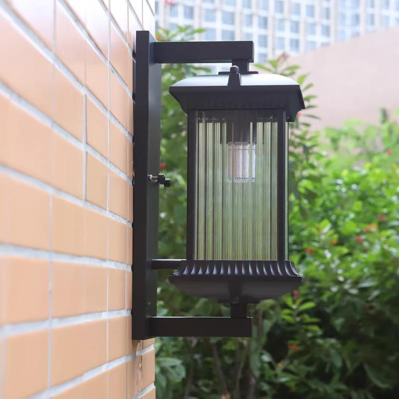 Waterproof Solar Outdoor Wall Lamp - New Chinese Style for Villa Gates & Courtyards