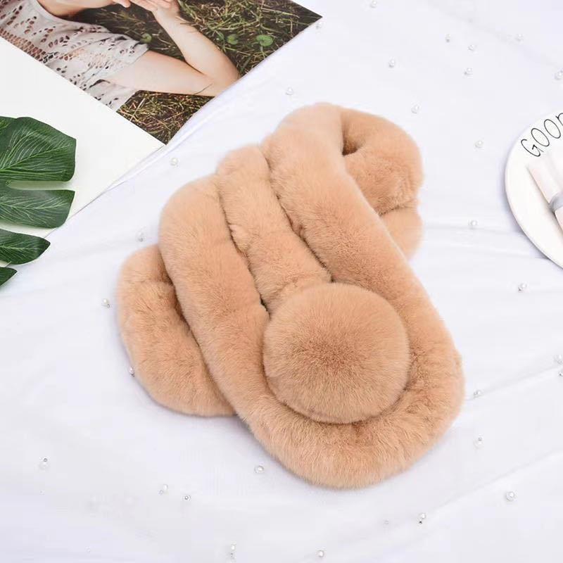 Ladies' Warm Faux Fur Scarf, Thickened and Fashionable Plush Scarf for Autumn and Winter