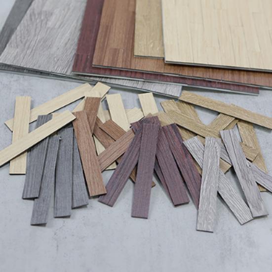 20 ks Mini Domky pro panenky Dřevěná podlaha Samolepicí Podlahové desky do domečku pro panenky pro Příslušenství k domkům pro panenky Realistická textura DIY Dekorace domečku pro panenky