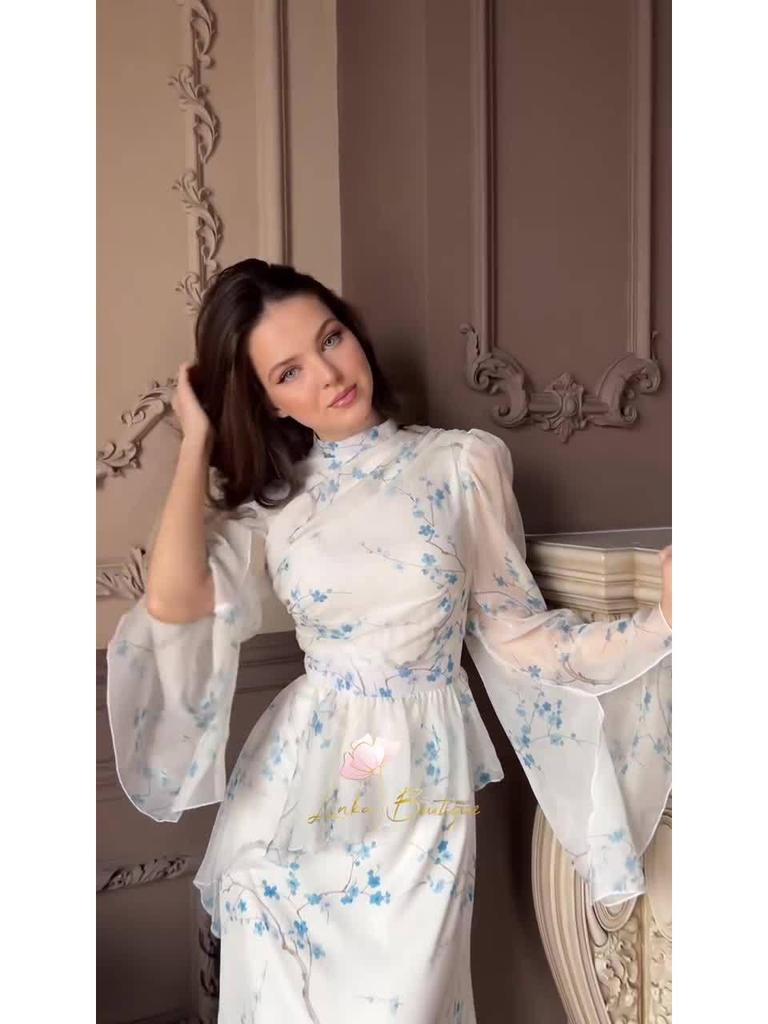 Spring 2025 Elegant Long Sleeve Slimming Dress - Comfortable Design
