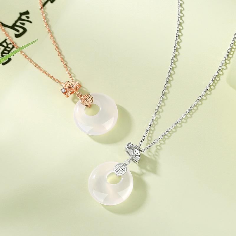 Women Chinese Style Ginkgo Leaf Fortune Ping An Buckle Imitation Agate Pendant Clavicle Necklace