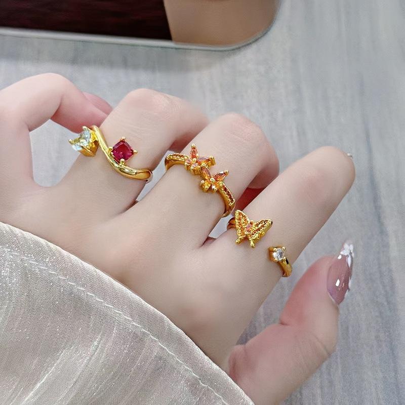 Mittelalterlicher Vintage Hepburn Wind Farbe Schatz Schmetterling Super Flash Zirkon Persönlichkeit Öffnungsring Damenmode Schmuck