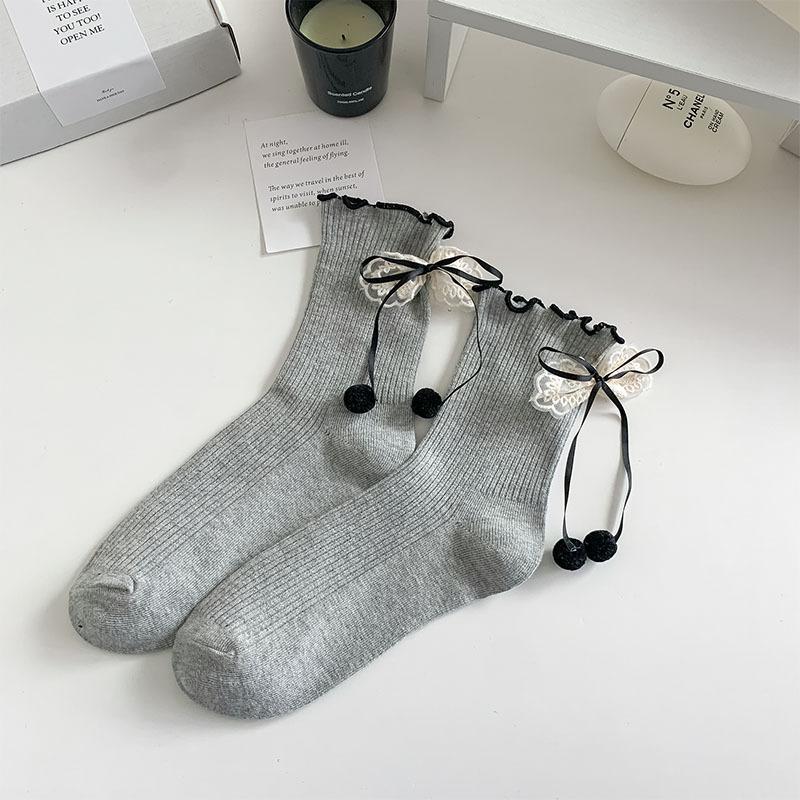 

1 Pair Lolita Pompom Bow Sock for Girls Kawaii Frilled Ankle Socks Ruffle Trim Japanese Sweet Crew Length Soft Cotton Calf Sock світло-сірого кольору
