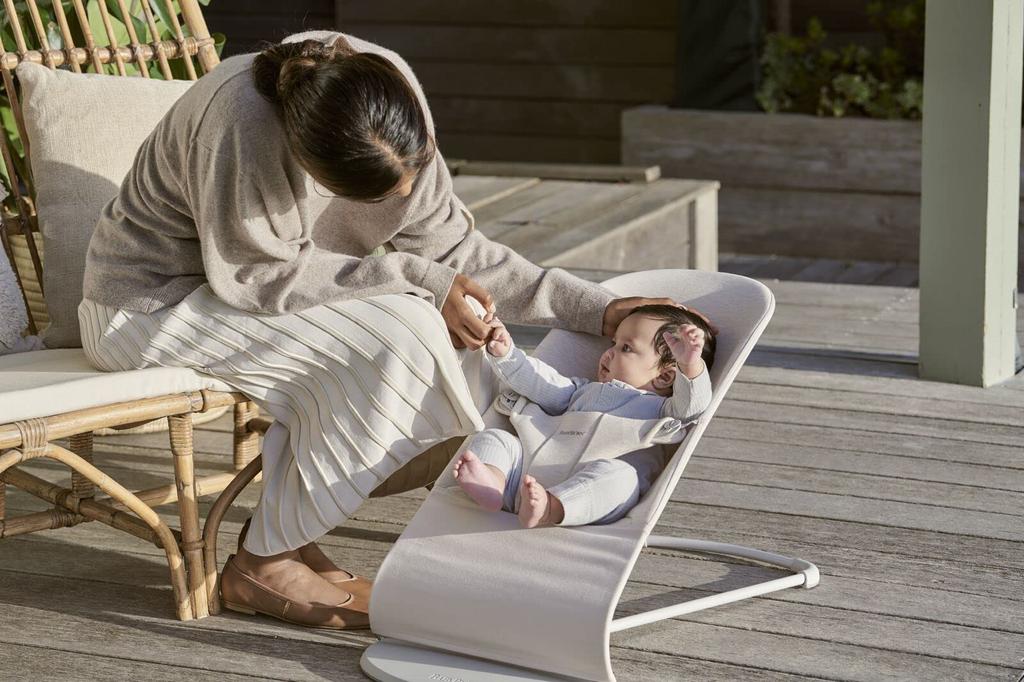 Produto genuíno Baby Bjorn Cadeira de Balanço Bliss 3D Jersey Bege Claro 006187 [Japonês garantido]