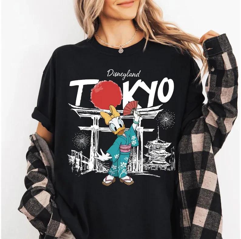 land Tokyo Mickey And Friends TShirt Unisex S