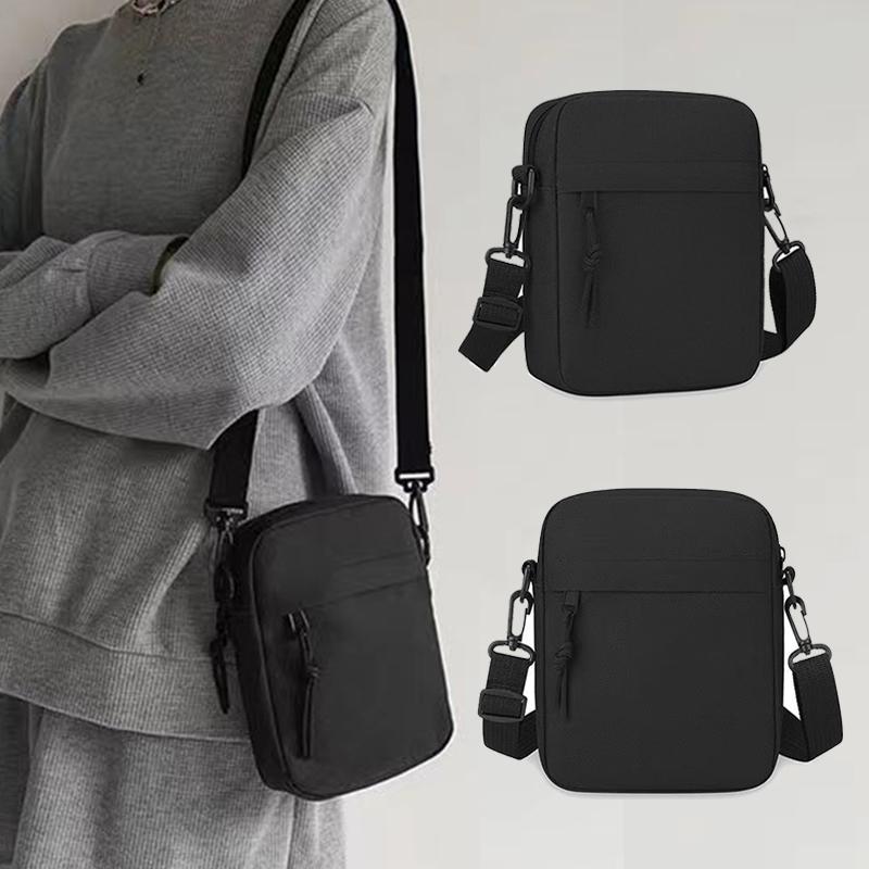 Neutral Style Shoulder Bag for Men and Women, Small Square Bag, Suitable for Travel and Photography, Pure Black Bag.