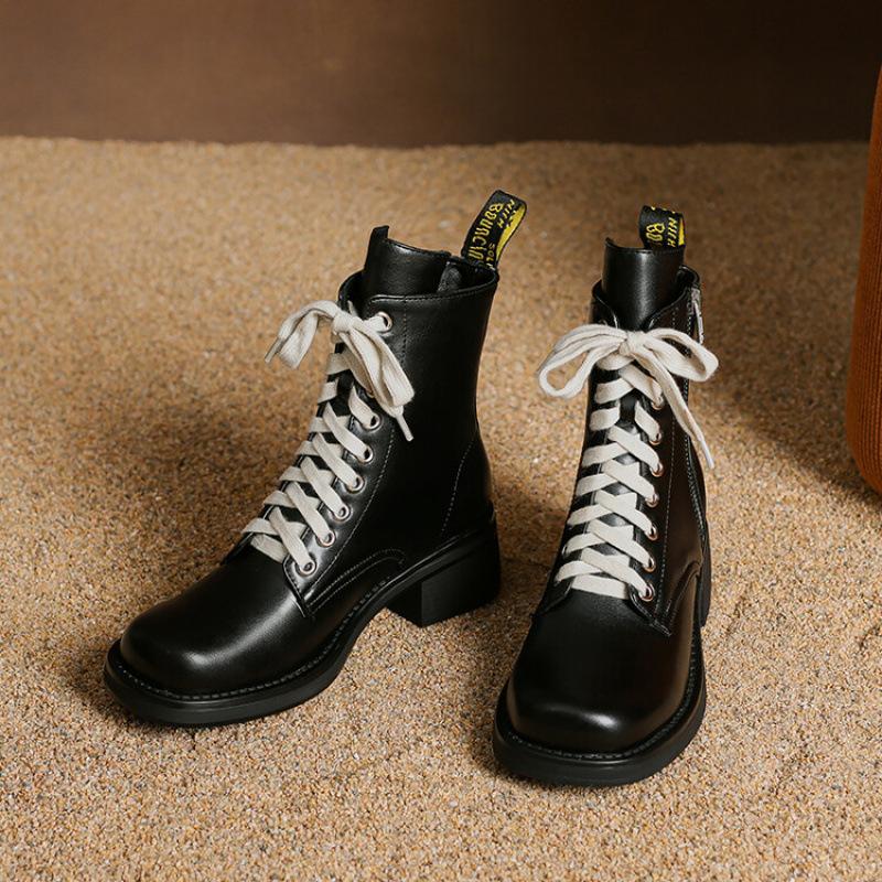 

Осень и зима новая кожаная обувь Мартин женские ботинки на толстой подошве нескользящие больших размеров женские ботинки боковая молния корейская версия квадратные и средние ботинки 39 чёрный