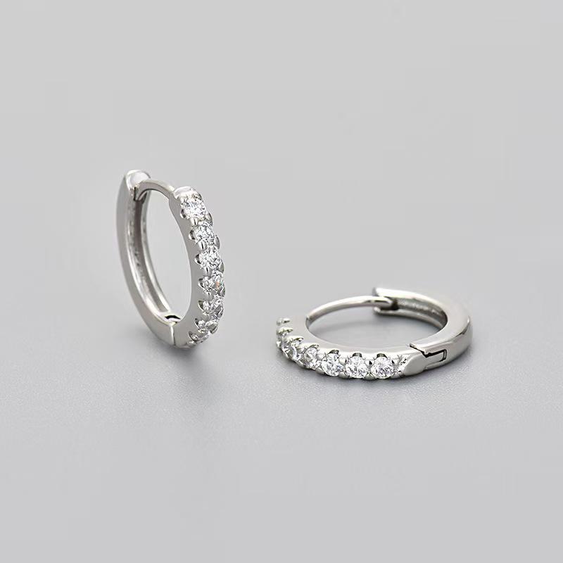 Round Diamond Mini Fashion Ear Cuff - Light Luxury Gold Ear Piercing Clip Earrings