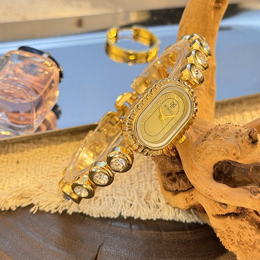 New Arrival Elegant Oval Shape Compact Gold Watch for Women Vintage Elegance Luxury Diamond Embedded Bracelet Quartz Wristwatch