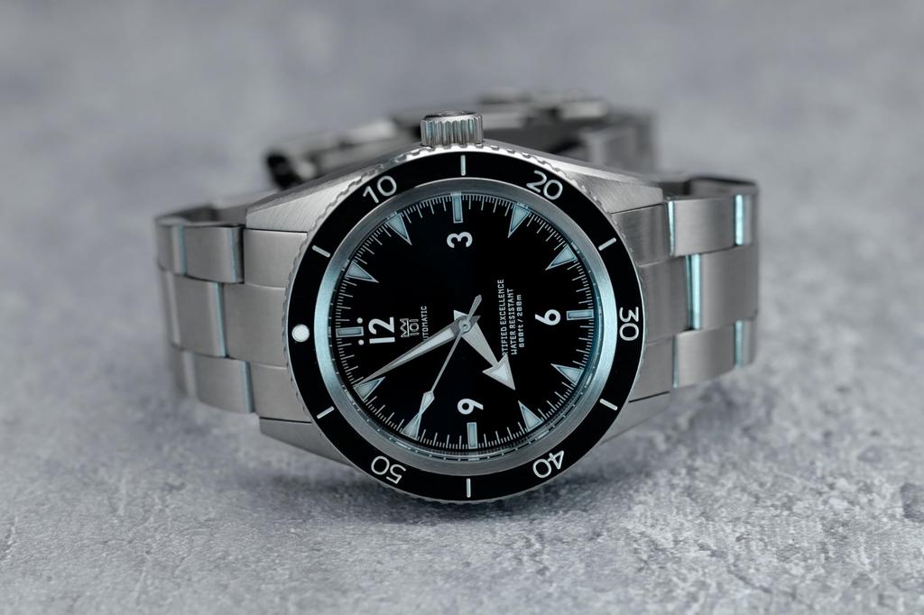 Hyakuichi 20 ATM Water Resistant Diving No Black [HYAKUICHI 101] MODEL.19 Watch, Mechanical, Date,