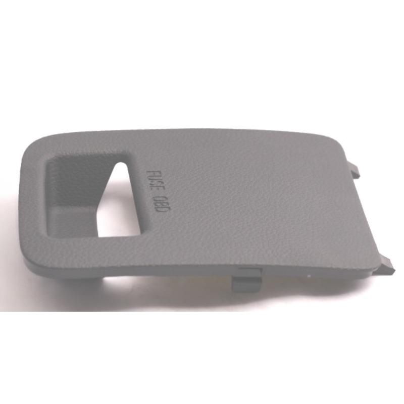 84753-2W100 Cab Fuse Box Cover Center Console Fuse Cover OBD Diagnostic Interface Cover for Hyundai Santafe 2013-2016 847532W100