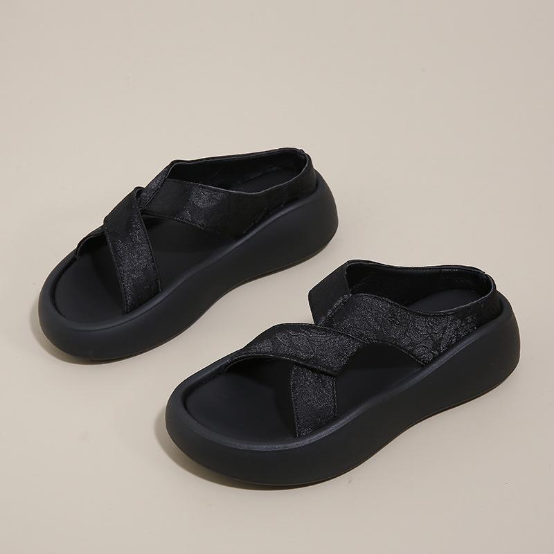 

Small thick-soled height-enhancing cool slippers women s summer wear 2025 new muffin high heel with skirt beach sandals 40 чёрный