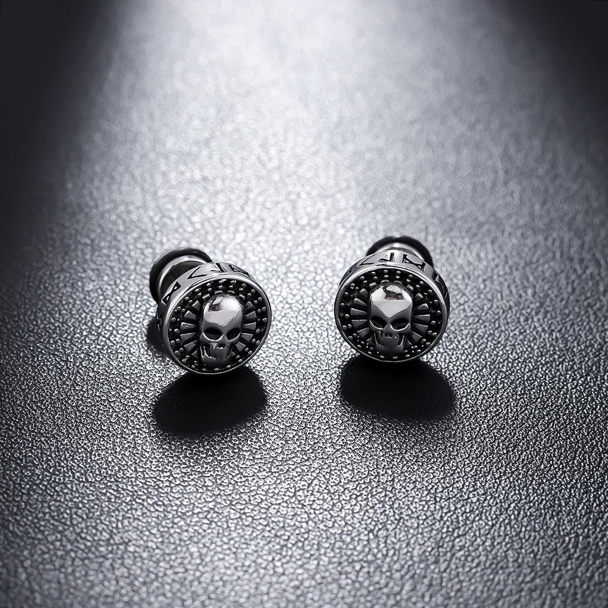 

Punk Personality Stainless Steel Engraved Skull Nordic Compass Rune Pattern Stud Earrings for Men Women Does Not Fade Zircon