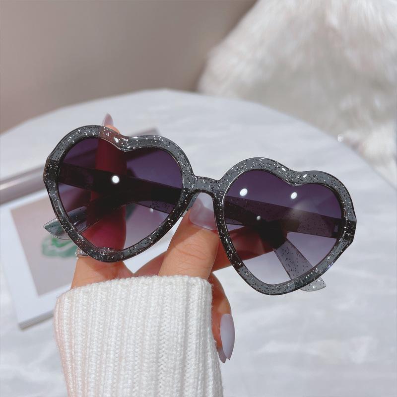 Cute Candy Color Hearts Kids Sunglasses Children Retro Pink Cartoon Sun Glasses Frame Girls Boys Baby Sunglasses UV400 Eyewear