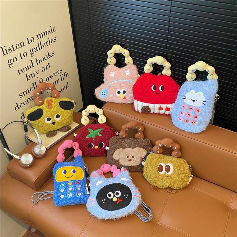 Cute cartoon foreign style mobile phone bag, exquisite personality, plush small storage bag, niche design, high-end shoulder bag