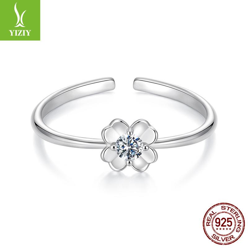 Simple And High-End Moissanite Bracelet Ring Stud Earrings Set Lucky Four-Leaf Clover S925 Sterling Silver Jewelry.