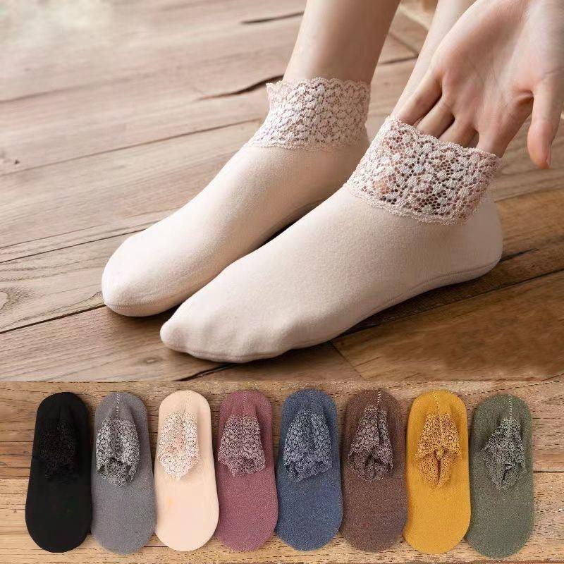 Women's Autumn and Winter Thickened Velvet Lace Mid-tube Floor Socks Loose-fitting Sleeping Socks Snow Socks