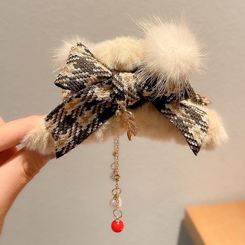 Плюшевая красная рождественская заколка-краб для волос для женщин - Осенне-зимний аксессуар премиум-класса