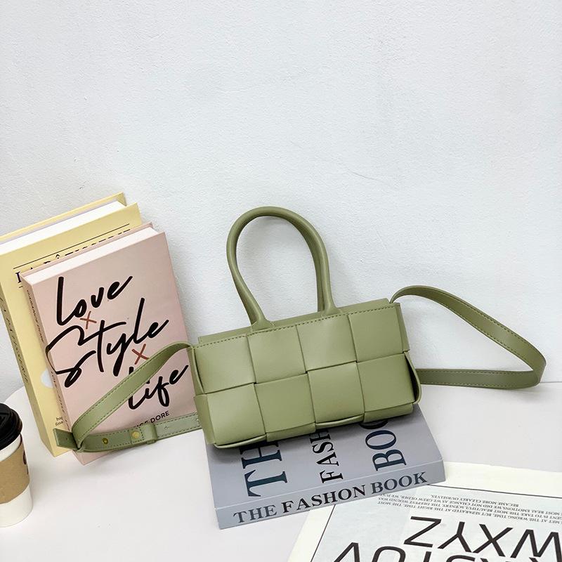 2024 Early spring new leather woven vegetable basket bag women's hand shoulder messenger bag small mini versatile