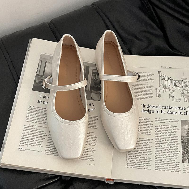 

Fashion temperament buckle square head thick heel single shoes women s summer niche French skirt high heel Mary Jane shoes 40 бежевый